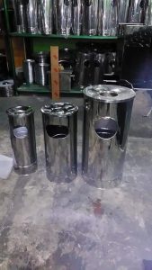 Tempat sampah dan asbak atau dustbin